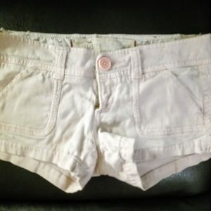 Size 0 Hollister Light-Near-White Khaki Shorts